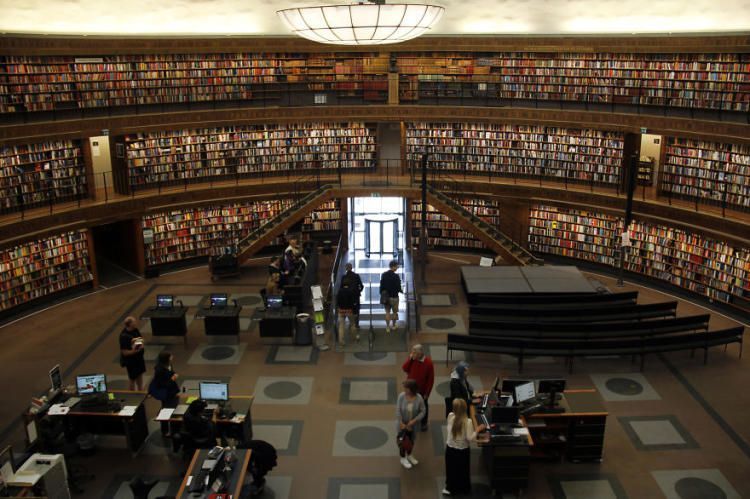 Общественная библиотека Стокгольма (Stockholm Public Library), Швеция