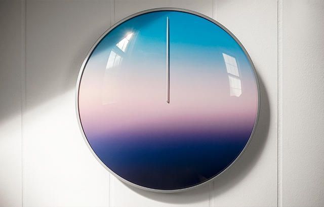 Часы от Скотта Трифта, отсчитывающие только время суток