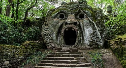 «Парк монстрів» у Бомарцо, або таємниці «священного лісу»