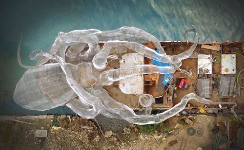 С дна морского. 80-ти метровая инсталляция Оуэна Багги 