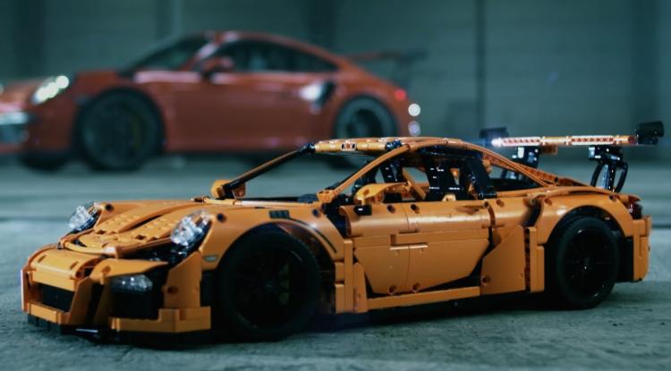  Porsche 911 от компании LEGO