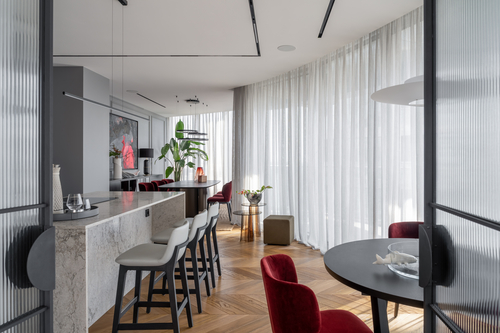 Panorama Residence: квартира над Києвом із майже 360-градусною панорамою міста

