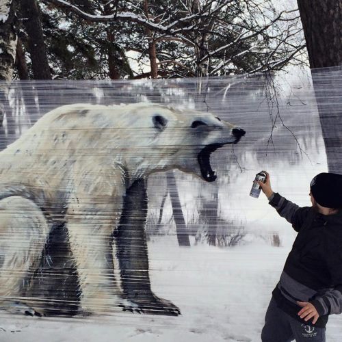 Cellograffiti: нетрадиционные граффити в лесу от художника Евгения Чеса