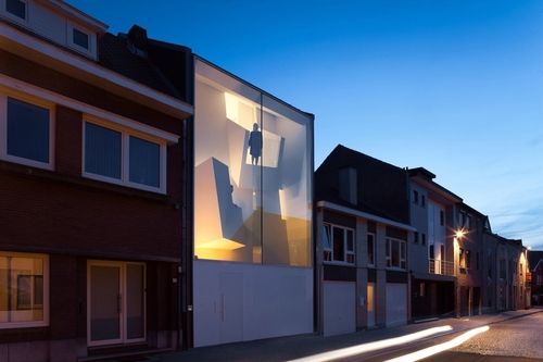Narrow House — будинок-інсталяція на сході Бельгії