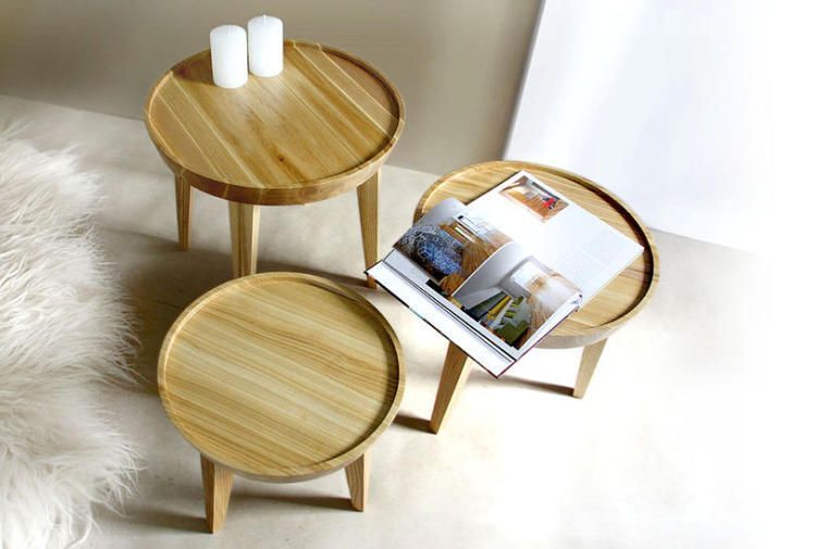 Столики Tatsya объединяют в себе две функции: стола и подноса. Элегантные и удобные, их можно перемещать вместе с содержимым