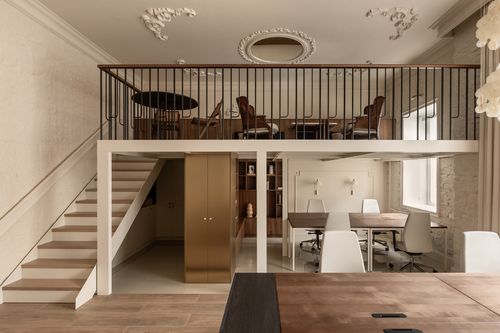 Антресоль і quiet luxury: новий офіс Zecczer у історичній будівлі Києва

