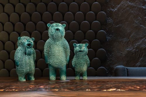 В Киеве пройдет выставка необычных керамических зверей


