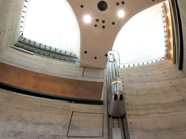 ТОП-10 самых удивительных лифтов 