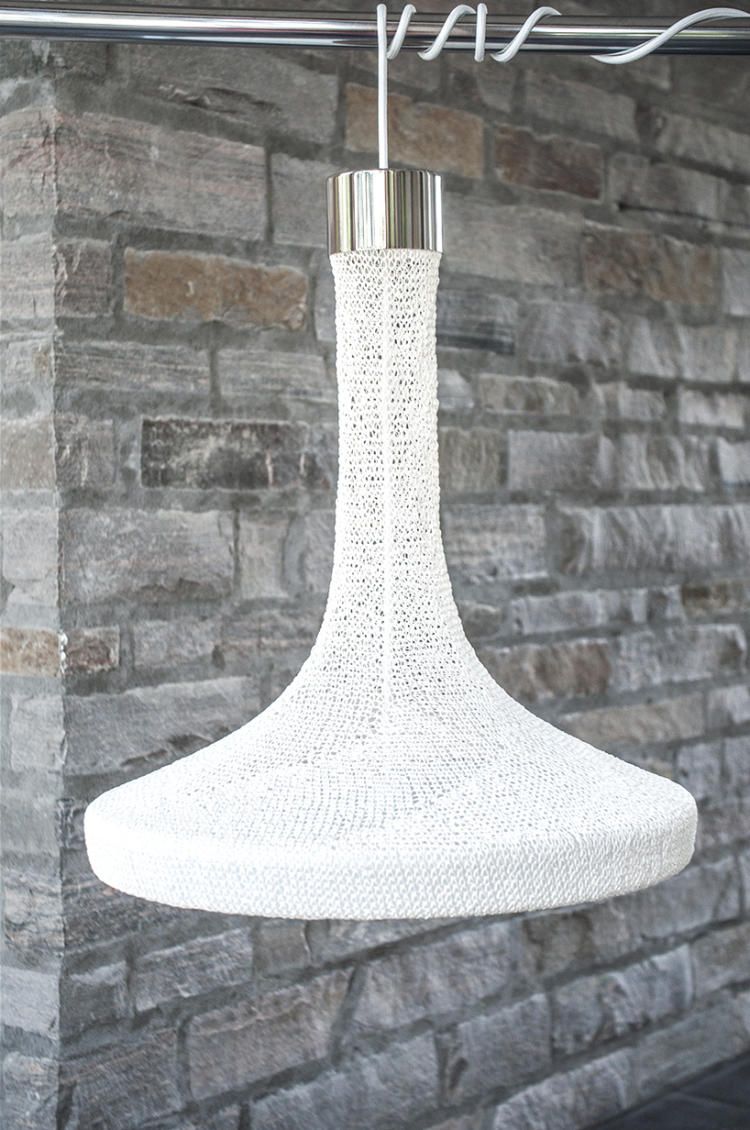 Коллекция бумажных ламп Loop Lamps от Элизабет Салоне