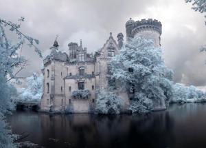 Удивительная история заброшенного Château de la Mothe-Chandeniers