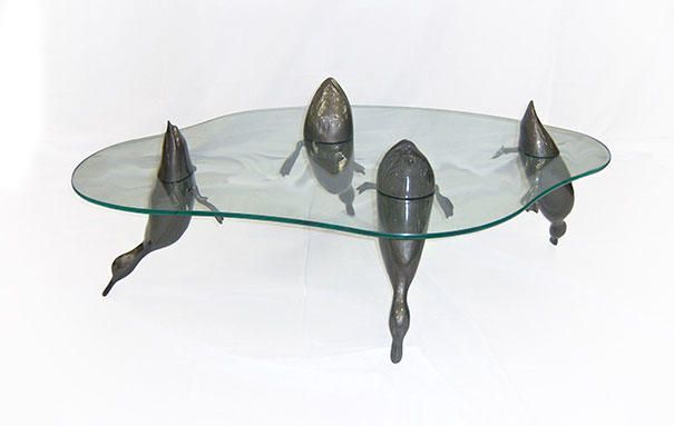 «Плоскость воды»: удивительные кофейные столики Дерека Пирса