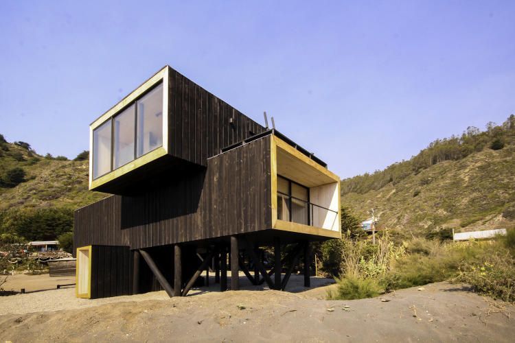 Два жилых объема на чилийском побережье