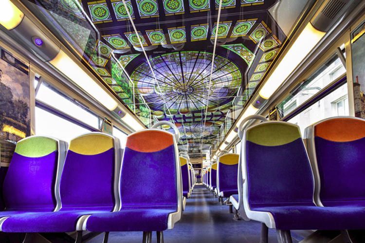 Art In Transit. Искусство в поездах Франции