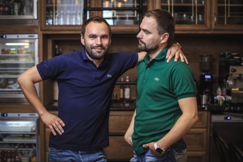 Александр и Владимир Юдины: «Мы всегда заглядываем в заведение, витрина или вывеска которого нам приглянулась»